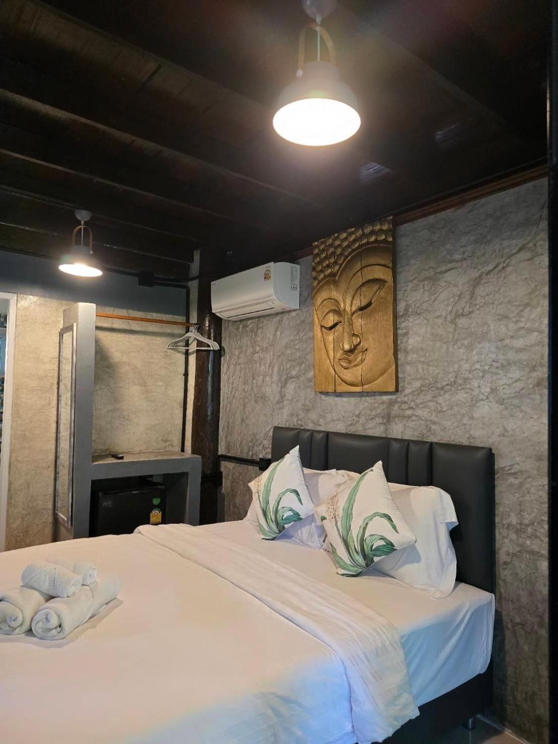Marin' S Home Thalang Exterior photo